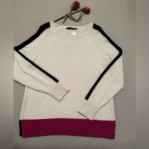 NWT LE COMTE SWEATER
